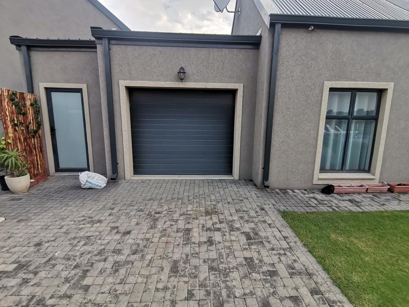 4 Bedroom Property for Sale in Heron Banks Golf Estate Free State